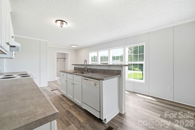 1006 Canada Drive, Dallas, NC 28034