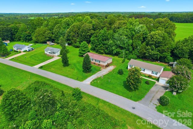 1006 Canada Drive, Dallas, NC 28034