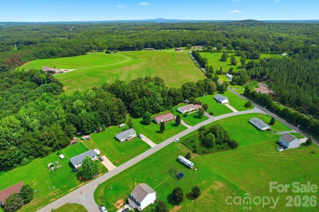 1006 Canada Drive, Dallas, NC 28034