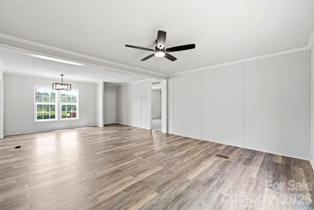 1006 Canada Drive, Dallas, NC 28034