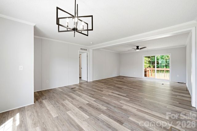 1006 Canada Drive, Dallas, NC 28034