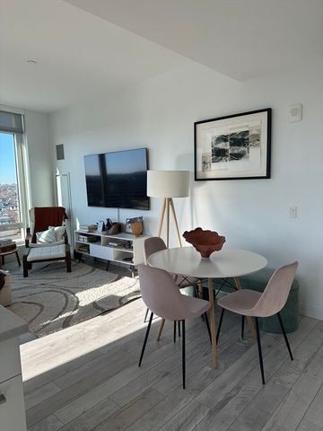 125 Guest St. 1703, Boston, MA 02135