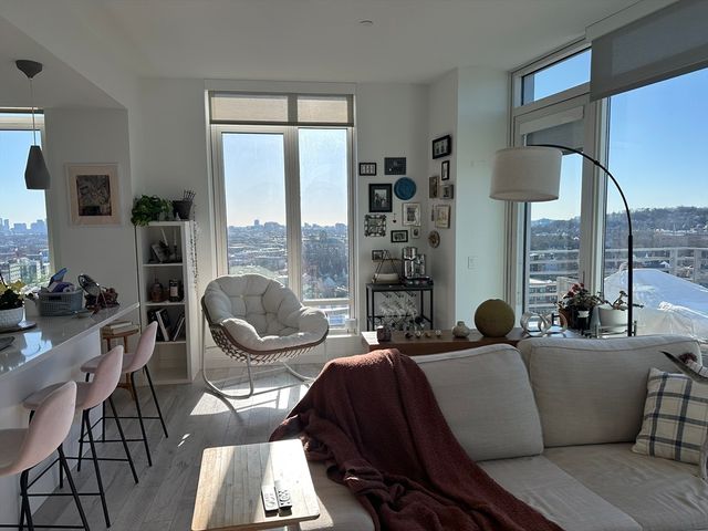 125 Guest St. 1703, Boston, MA 02135