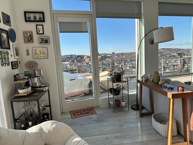 125 Guest St. 1703, Boston, MA 02135