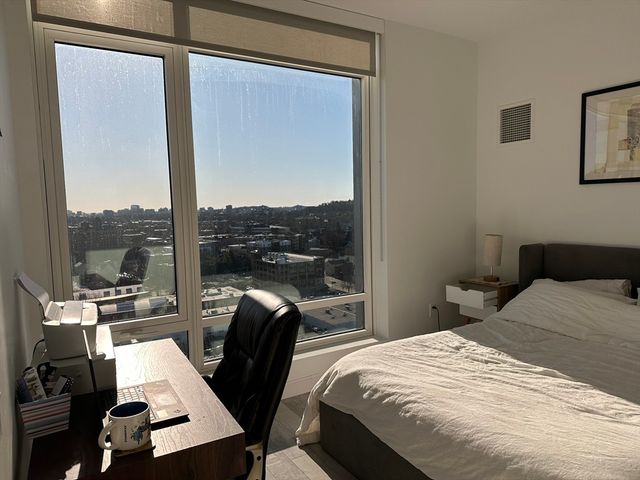 125 Guest St. 1703, Boston, MA 02135