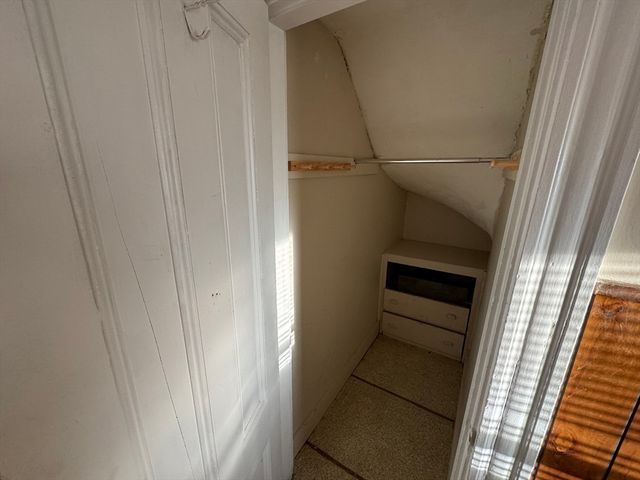 377 Highland Ave 1, Somerville, MA 02144