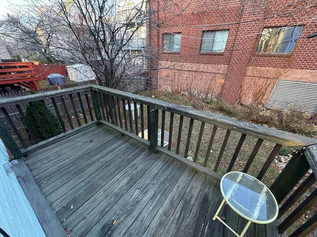 377 Highland Ave 1, Somerville, MA 02144