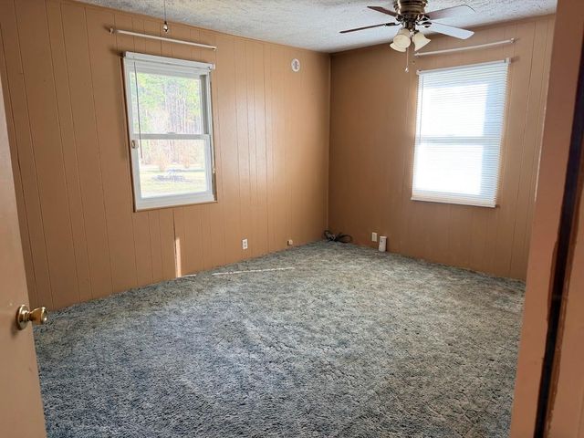 295 Lazy Hollow Lane, Livingston, TX 77351