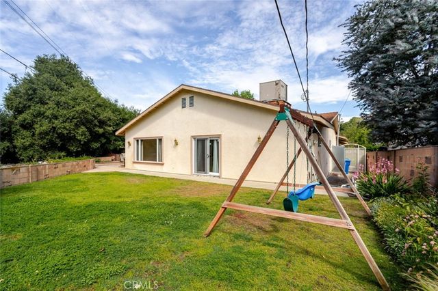 6300 La Reina Drive, Tujunga, CA 91042