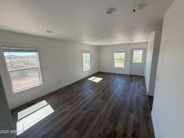 40325 W HARRISON Street, Tonopah, AZ 85354