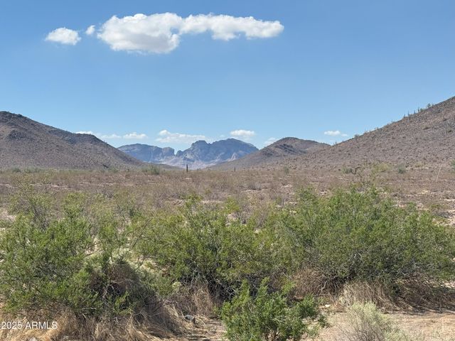 40325 W HARRISON Street, Tonopah, AZ 85354