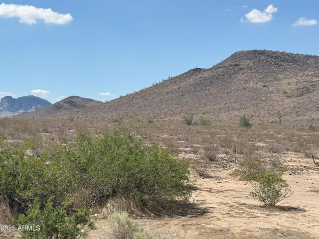 40325 W HARRISON Street, Tonopah, AZ 85354