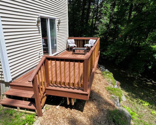 10 Belmont Drive, Barnstead, NH 03225