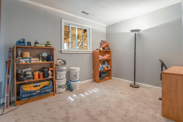 10 Belmont Drive, Barnstead, NH 03225