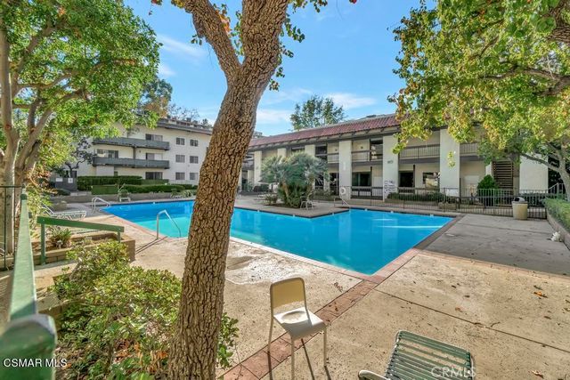 5460 White Oak G222, Encino, CA 91316