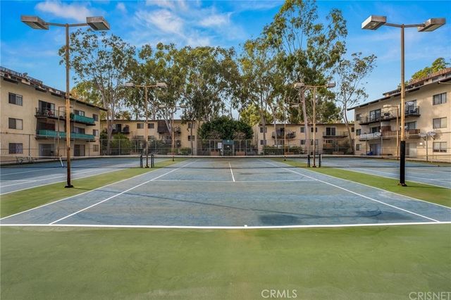 5460 White Oak G222, Encino, CA 91316