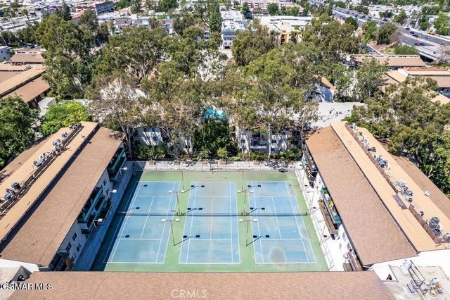 5460 White Oak G222, Encino, CA 91316