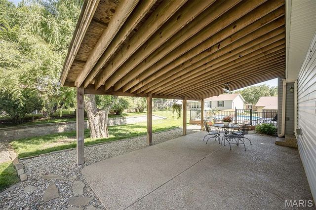 403 Pandora Court, St Peters, MO 63376
