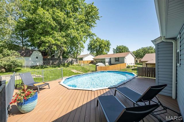 403 Pandora Court, St Peters, MO 63376