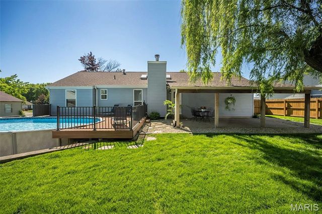 403 Pandora Court, St Peters, MO 63376