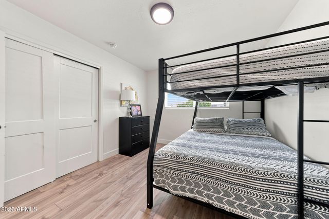 8601 E THORNWOOD Drive, Scottsdale, AZ 85251