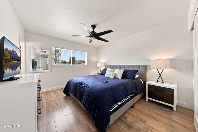 8601 E THORNWOOD Drive, Scottsdale, AZ 85251