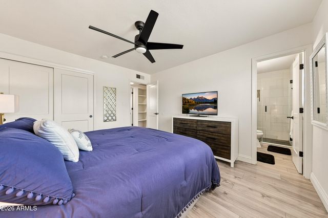 8601 E THORNWOOD Drive, Scottsdale, AZ 85251