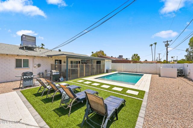8601 E THORNWOOD Drive, Scottsdale, AZ 85251