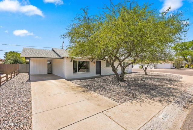 8601 E THORNWOOD Drive, Scottsdale, AZ 85251