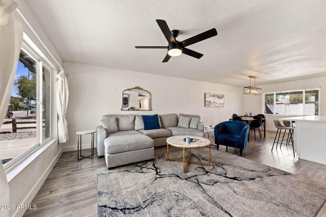 8601 E THORNWOOD Drive, Scottsdale, AZ 85251