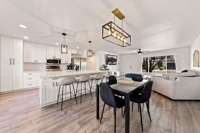 8601 E THORNWOOD Drive, Scottsdale, AZ 85251