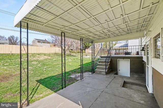 9102 LAMAZE RD, Baltimore, MD 21234