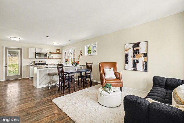 9102 LAMAZE RD, Baltimore, MD 21234