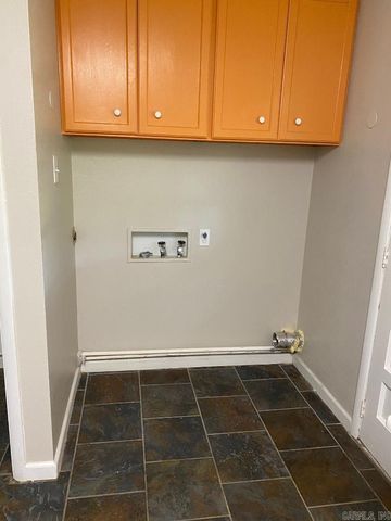 8815 Cloverhill, Little Rock, AR 72205