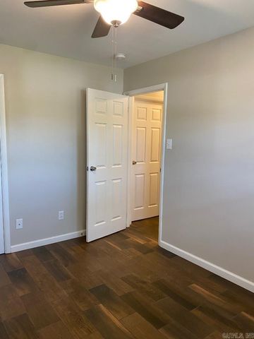 8815 Cloverhill, Little Rock, AR 72205