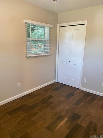 8815 Cloverhill, Little Rock, AR 72205