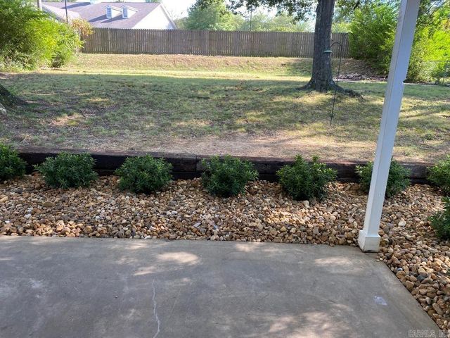 8815 Cloverhill, Little Rock, AR 72205