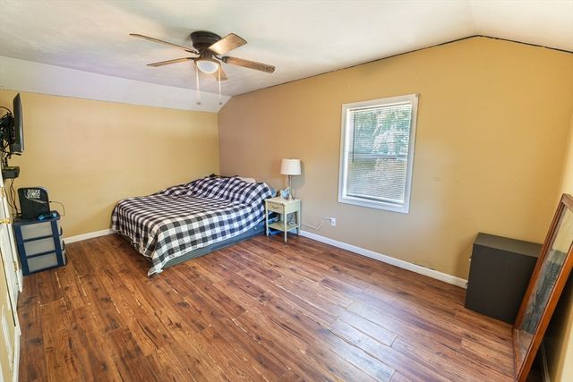 30 Second St, Leicester, MA 01611
