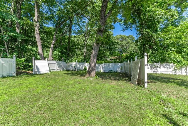 30 Second St, Leicester, MA 01611