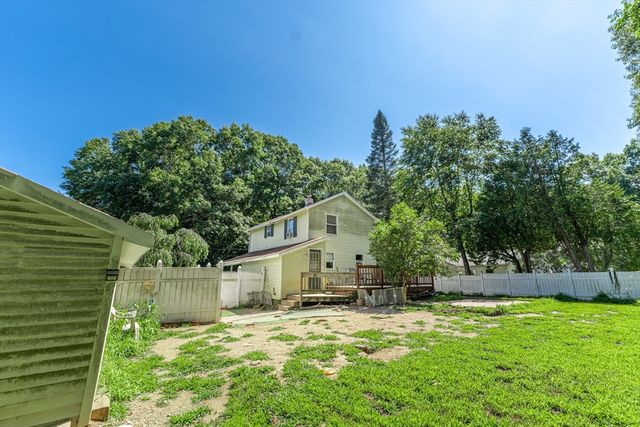 30 Second St, Leicester, MA 01611