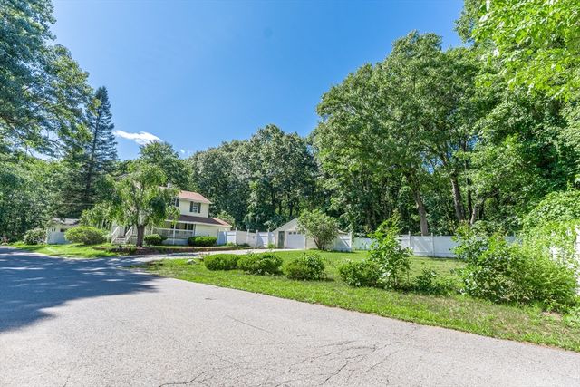 30 Second St, Leicester, MA 01611