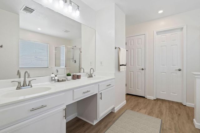 101 Redwood DR, Kyle, TX 78640