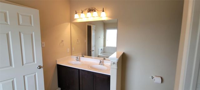 207 Wild Cat DR, Bastrop, TX 78602