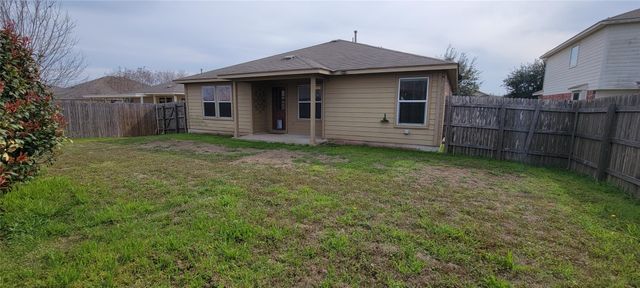 207 Wild Cat DR, Bastrop, TX 78602