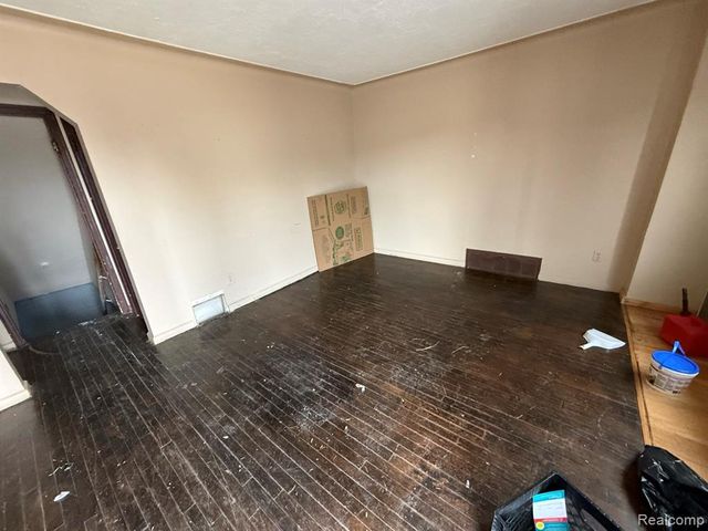 12864 Burt Road, Detroit, MI 48223