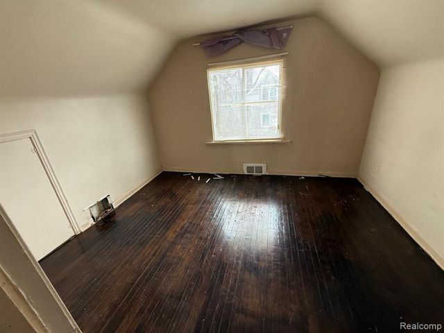 12864 Burt Road, Detroit, MI 48223