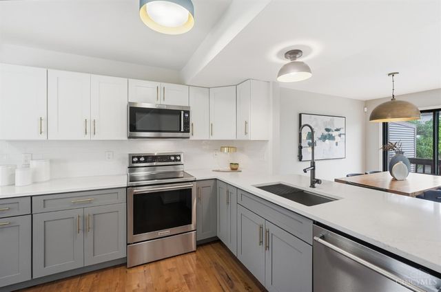407 Elizabeth Street, Cincinnati, OH 45203