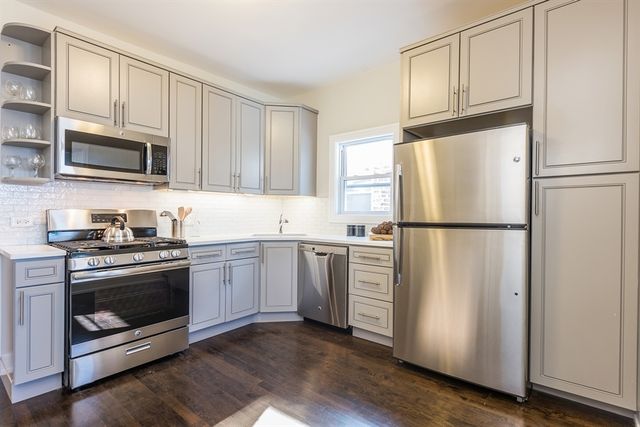 2434 N Avers Avenue 1, Chicago, IL 60647