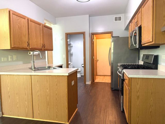 4013 Oak Tree Lane, Plainfield, IL 60586