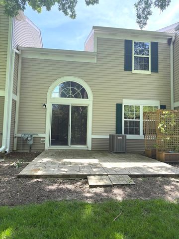 4013 Oak Tree Lane, Plainfield, IL 60586